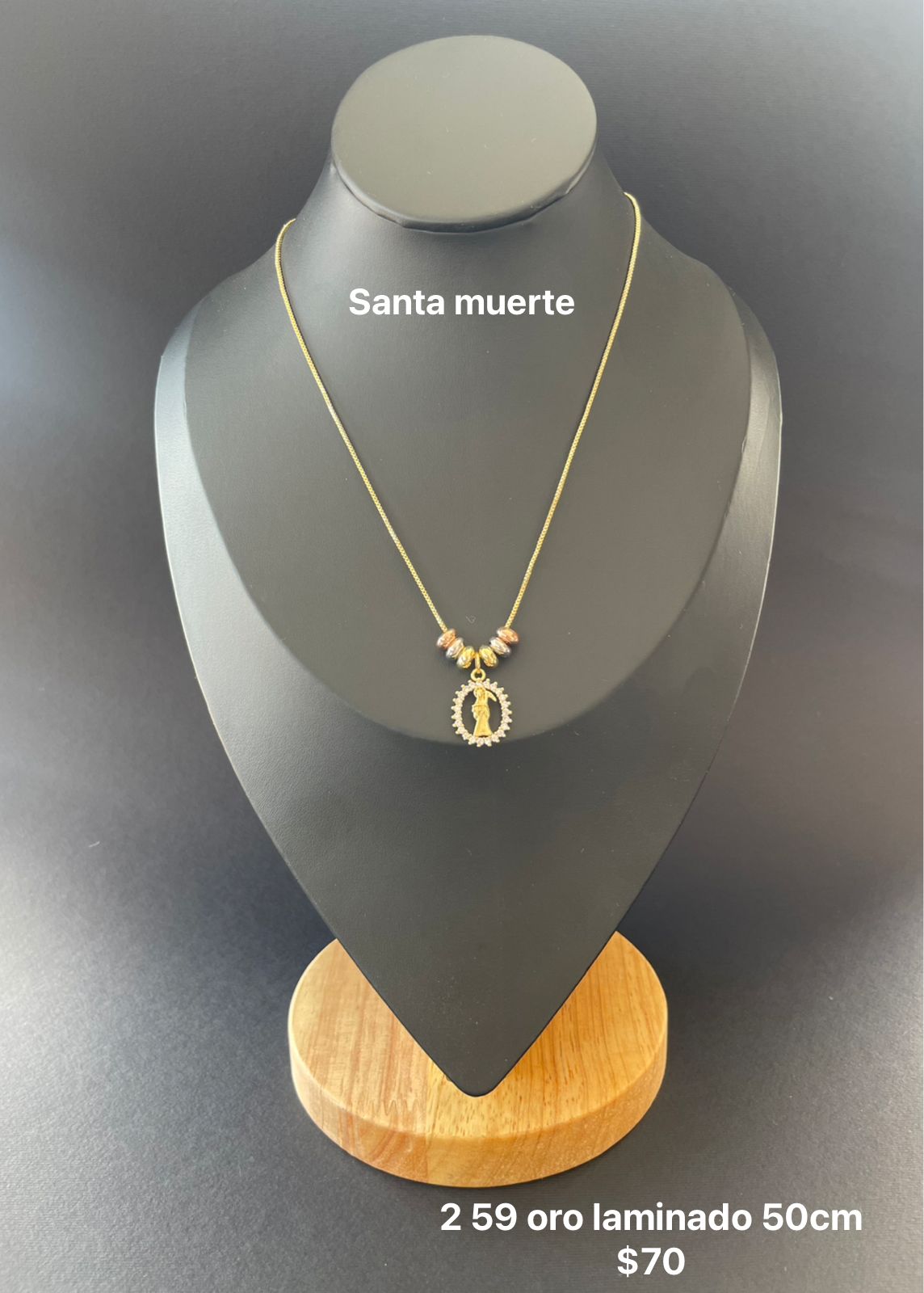 Cadena con dijes oro laminado