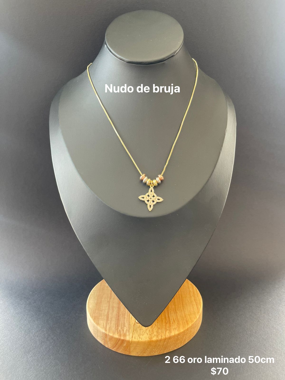 Cadena con dijes oro laminado
