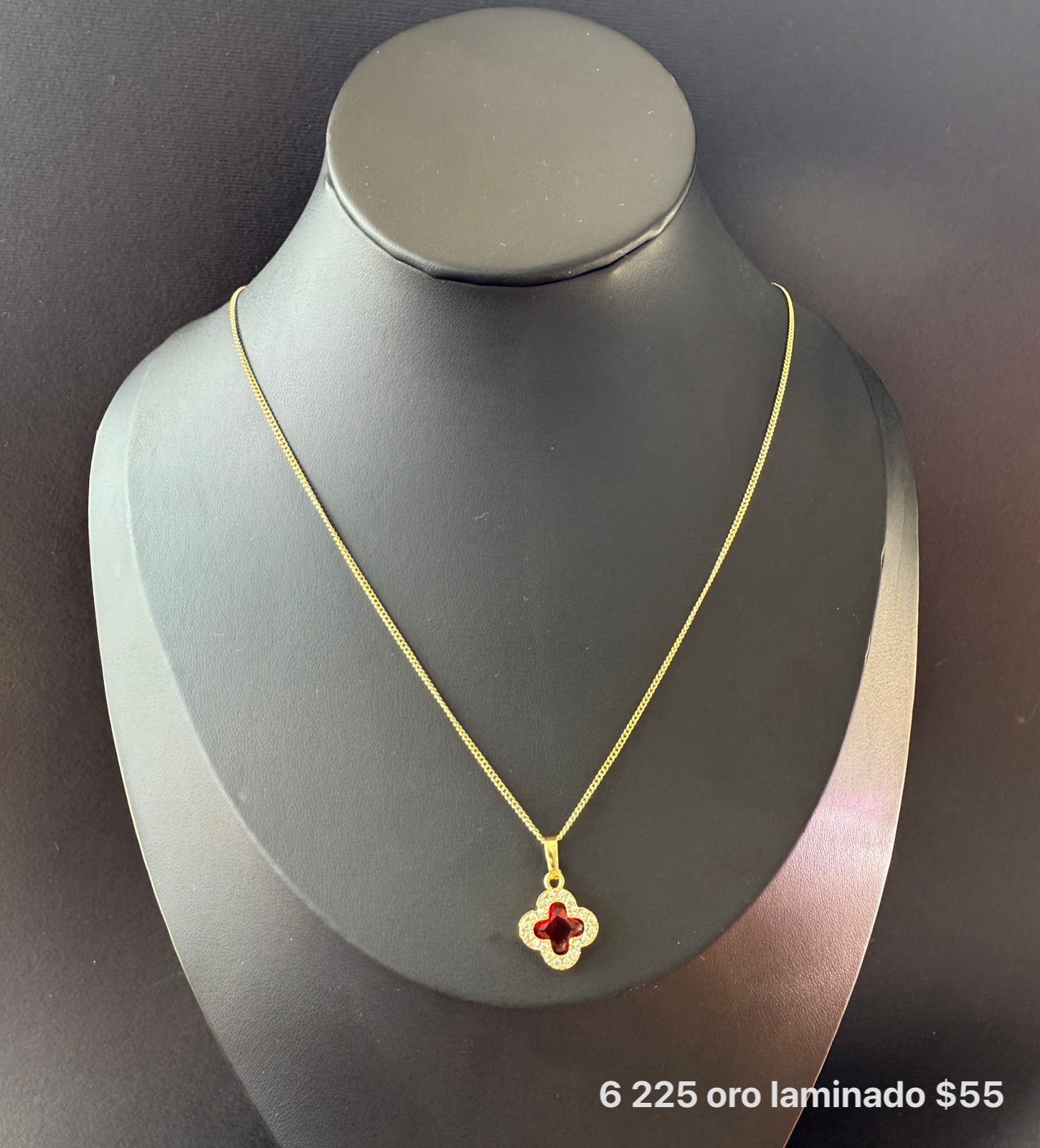 collar oro laminado Van Cleef