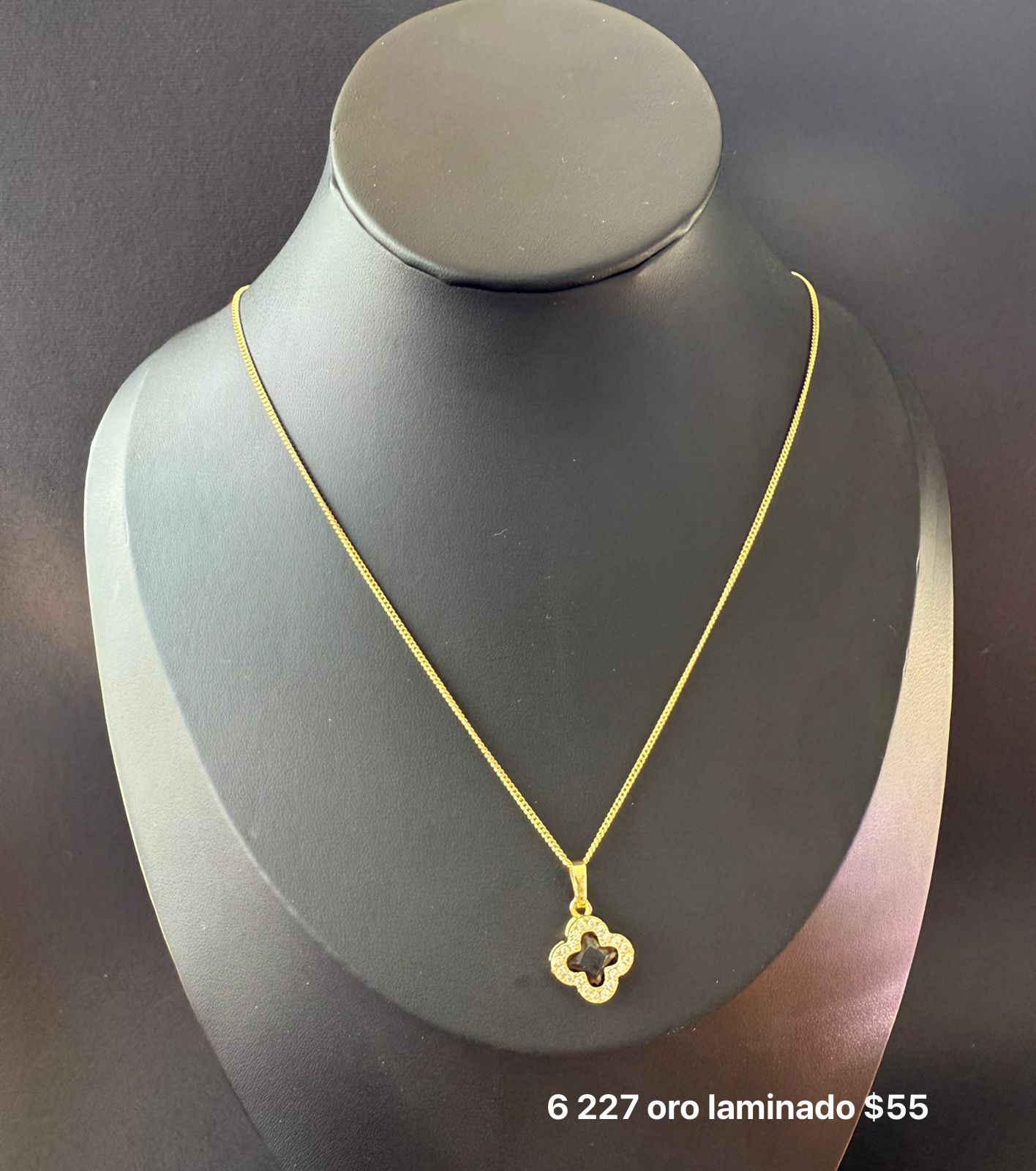 collar oro laminado Van Cleef