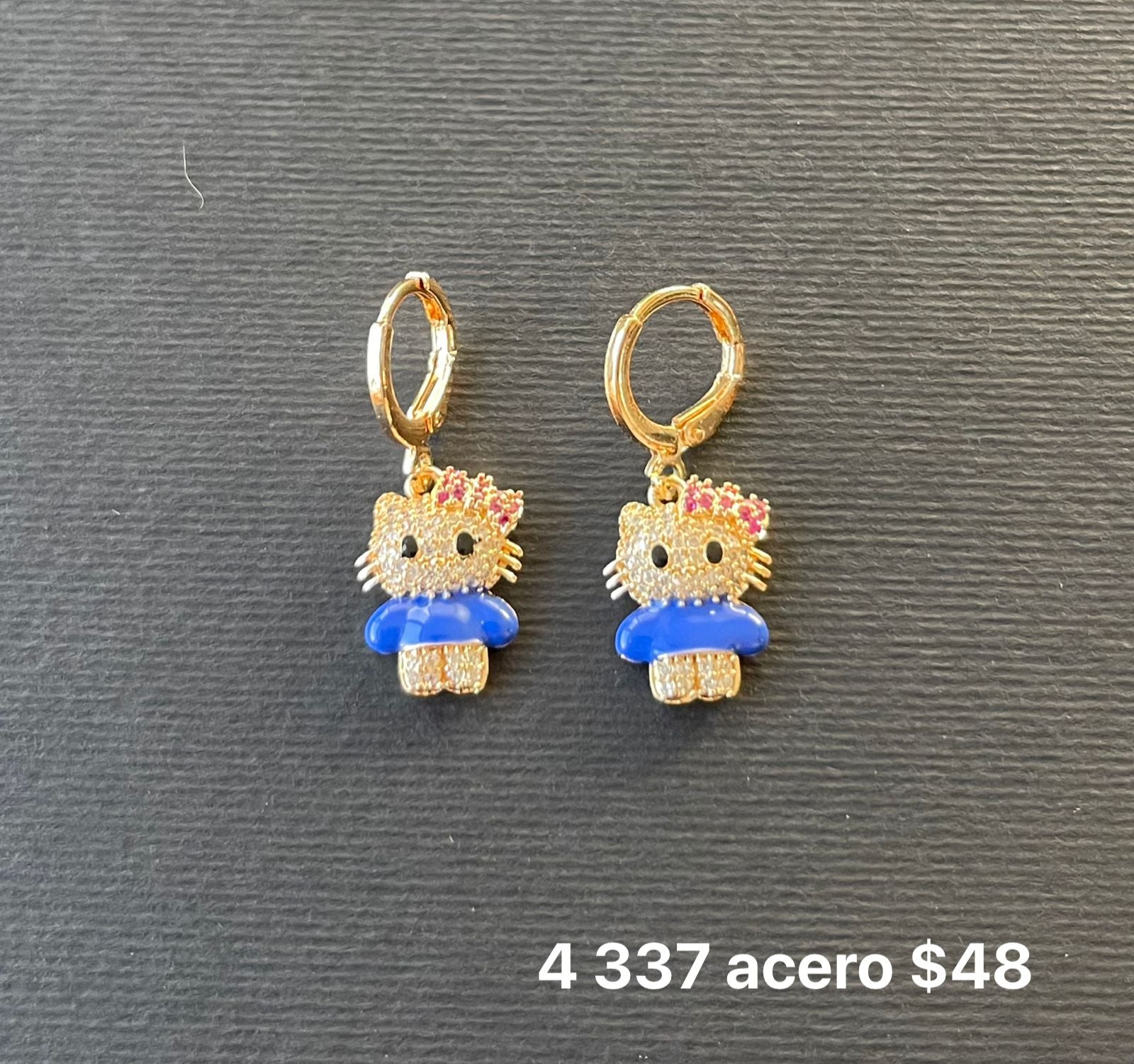 Aretes Kitty acero